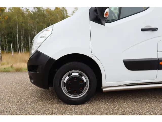 Renault Master T35 2.3 dCi L3H3 DL 2016 Diesel 31