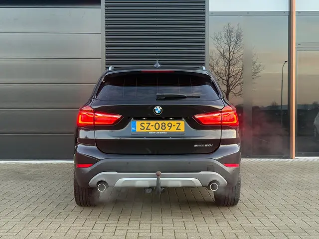 BMW X1 SDrive20i High Executive 2018 Benzine 10