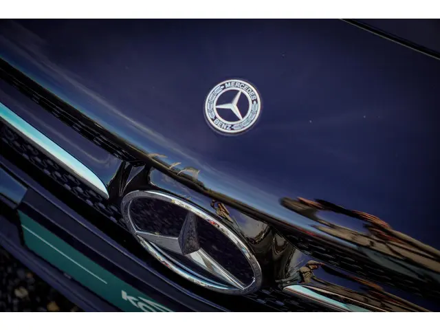 Mercedes-Benz CLA 250 e AMG Line 2023 Hybride Benzine 48
