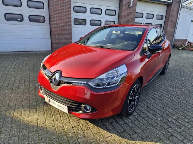 Renault Clio 0.9 TCe Expression 2015 Benzine 1