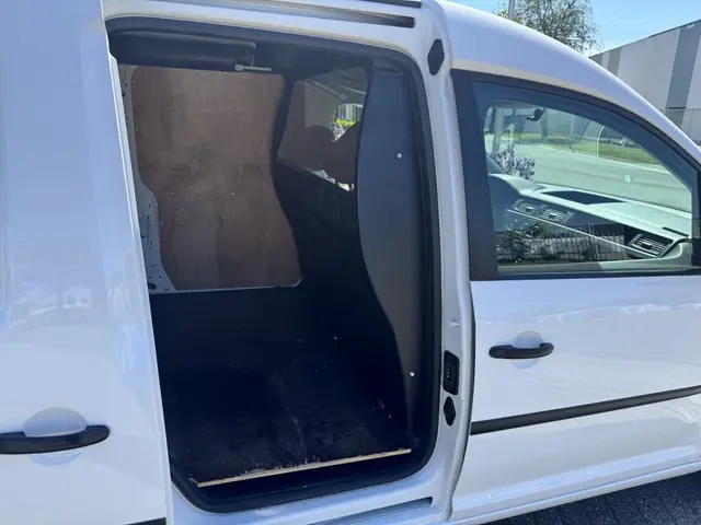 Volkswagen Caddy 2.0 TDI L2H1 BMT Tr. 2019 Diesel 14