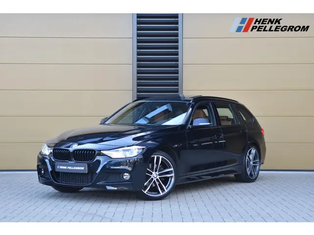 BMW 3 Serie Touring 320i 2018 Benzine