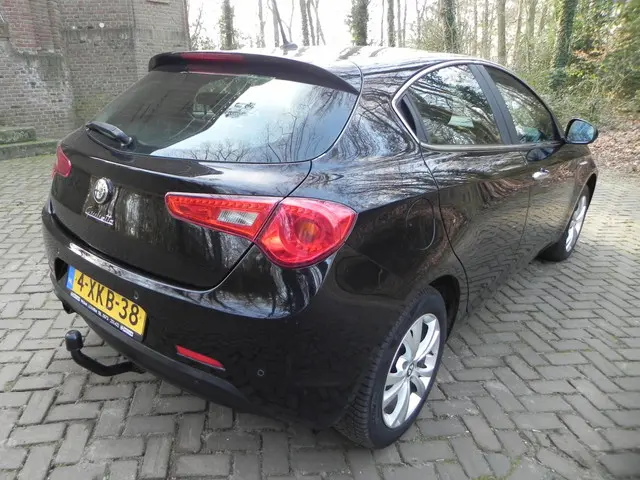 Alfa Romeo Giulietta 1.4 T Distinctive Lusso 2014 Benzine 6