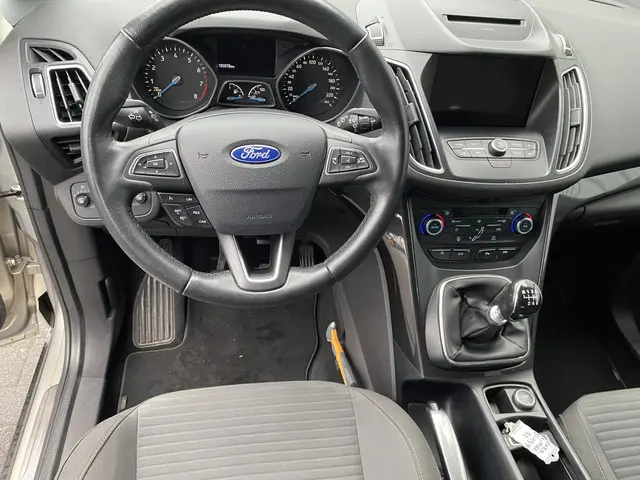 Ford Grand C-Max 1.0 Titanium 2016 Benzine 4