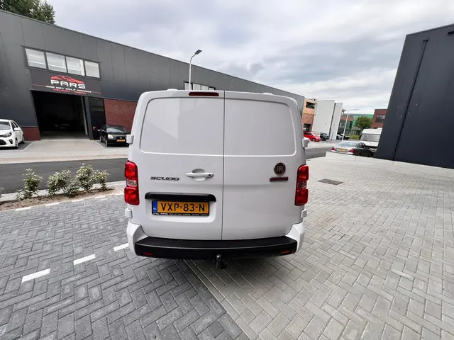Fiat Scudo 2.0 MultiJet 180 L3 DC 2023 Diesel 6