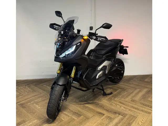 Honda NC 750 Scooter X-ADV KEYLESS LED 2022 Benzine 6