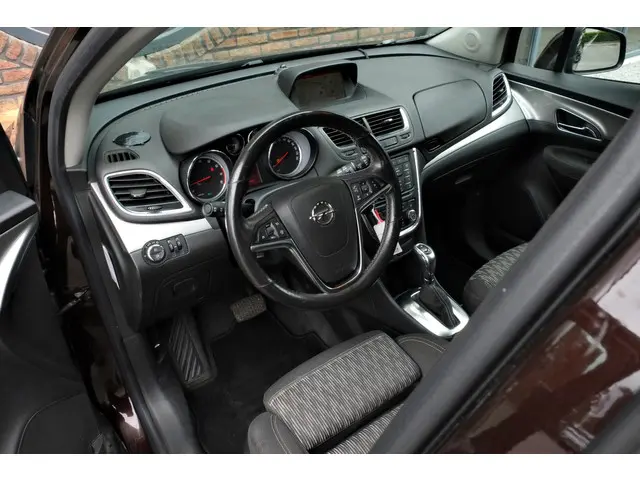 Opel Mokka 1.4 T Innovation 2016 Benzine 6