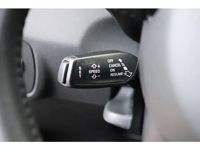 Audi A1 Sportback 1.0 TFSI S-line 2015 Benzine 9