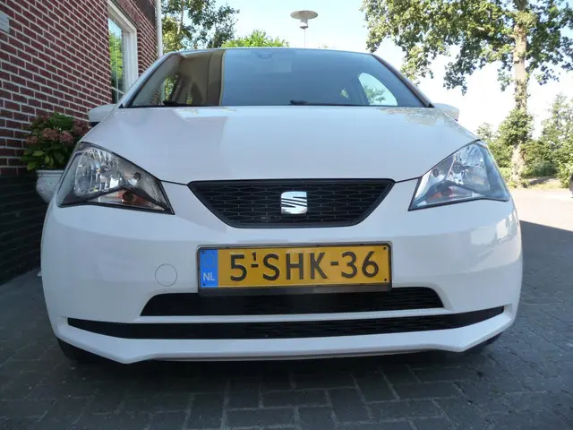 SEAT Mii 1.0 Style 2013 Benzine 4