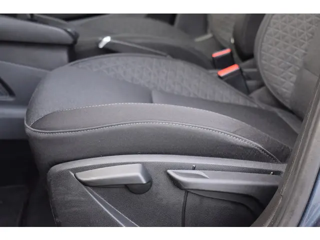 Renault Clio 1.0 TCE Zen 2020 Benzine 21