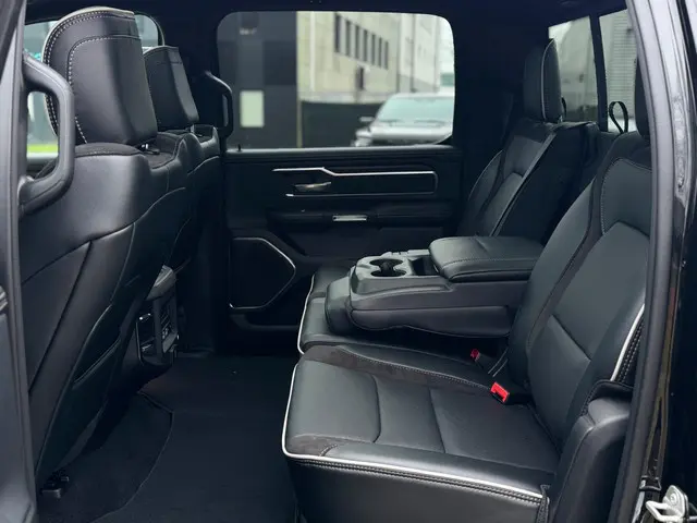 Dodge Ram 1500 Laramie MY2025 2024 Benzine 22