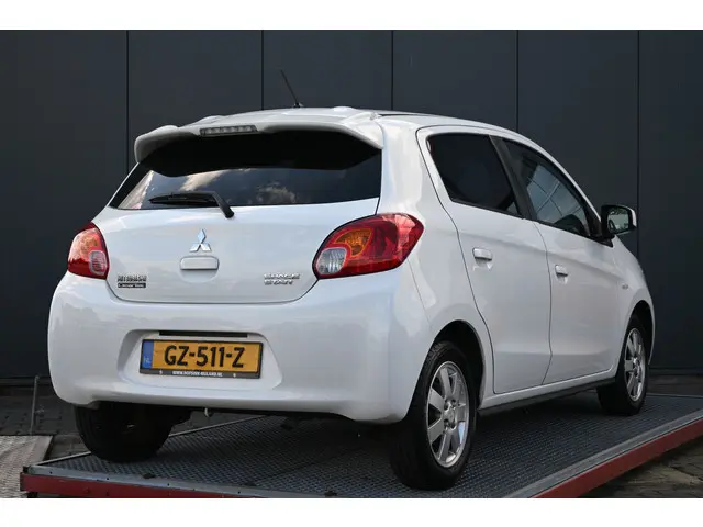 Mitsubishi Space Star 1.0 Bright 2015 Benzine 3