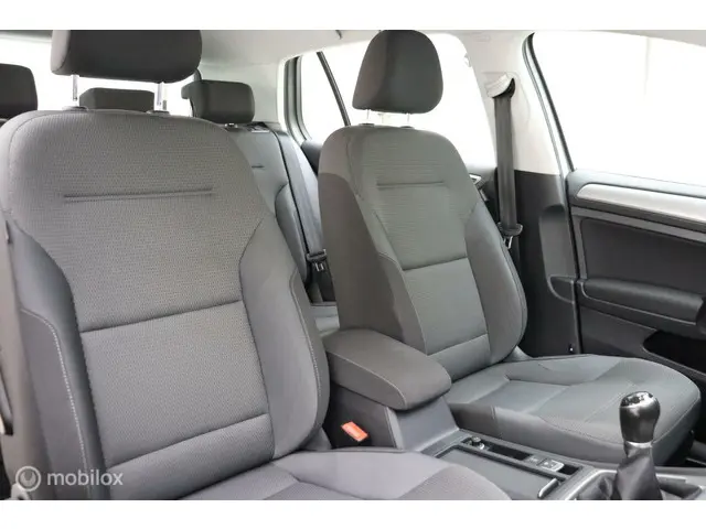Volkswagen Golf 1.0 TSI Comfortline 2017 Benzine 11