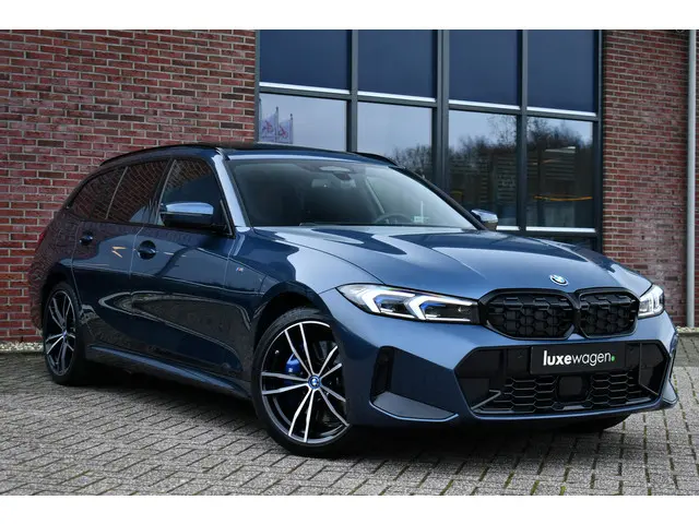 BMW 3 Serie Touring 330e M-Sport 2025 Hybride Benzine 19