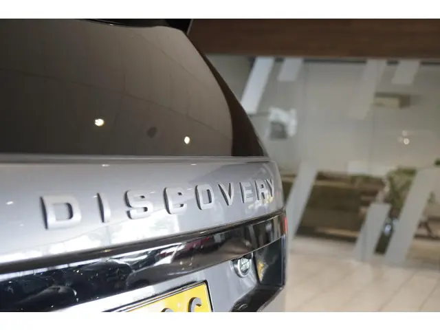Land Rover Discovery 2.0 Sd4 2018 Diesel 31