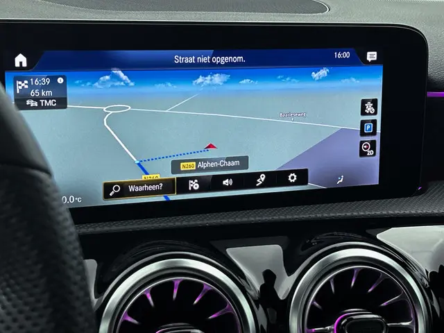 Mercedes-Benz A-Klasse 180 Premium Plus 2021 Benzine 9