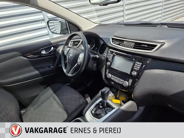 Nissan QASHQAI 1.2 Tekna 2014 Benzine 2