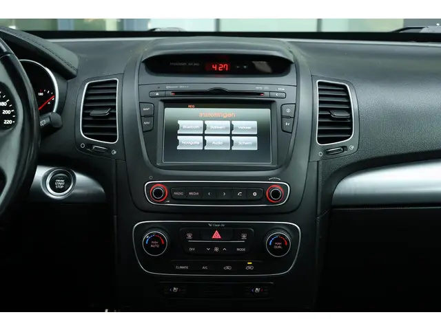 Kia Sorento 2.4 GDi Super Pack 2013 Benzine 30