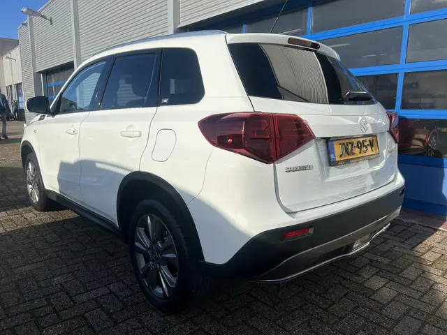 Suzuki Vitara 1.0 Boosterjet Select 2018 Benzine 3