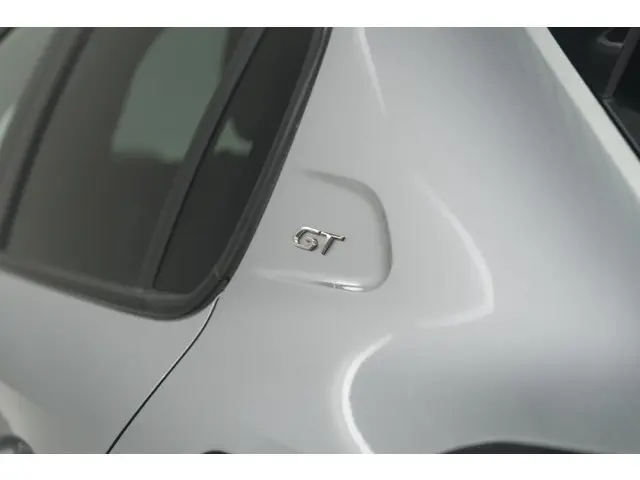 Peugeot 208 PureTech 131 EAT8 GT 2023 Benzine 24
