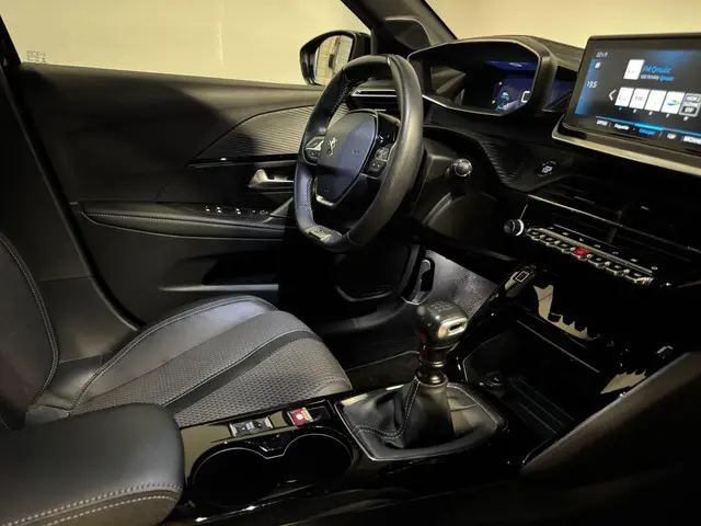 Peugeot 208 1.2 PureTech GT-Line CAM VOL' 2020 Benzine 15