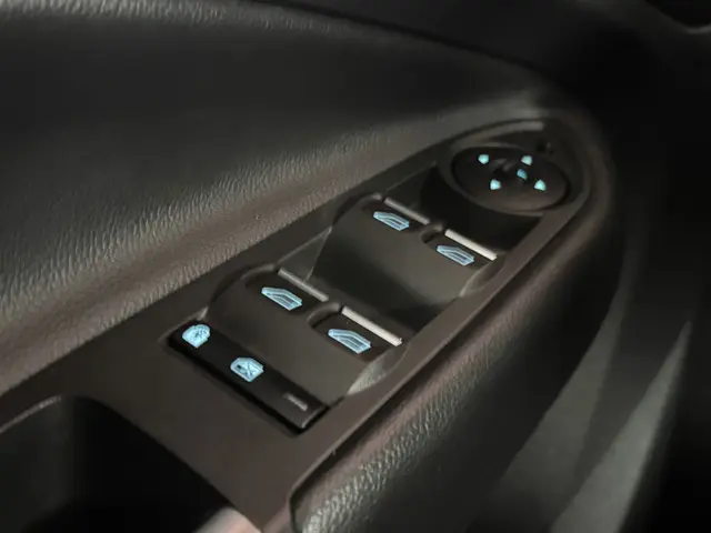 Ford Kuga 1.5 Titanium 2015 Benzine 27