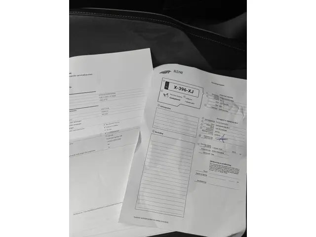 Volkswagen Golf 1.5 eTSI R-Line 2022 Benzine 21