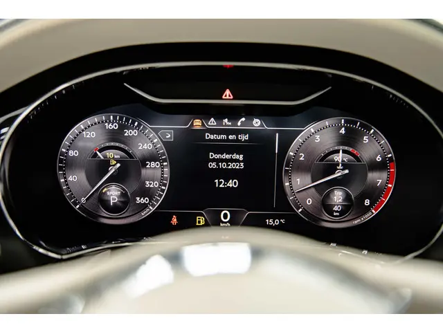 Bentley Flying Spur SPEED 6.0 W12 2023 Benzine 26