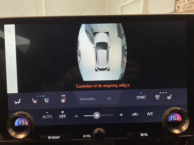 Lexus NX 450h+ AWD F SPORT Line 2022 Hybride Benzine 17