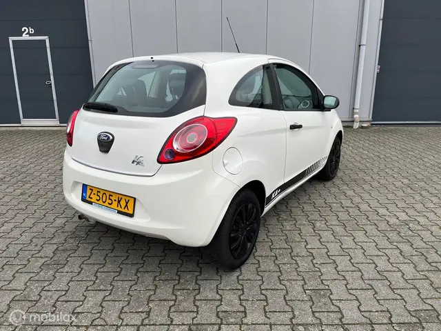 Ford Ka 1.2 Style start/stop 2015 Benzine 14