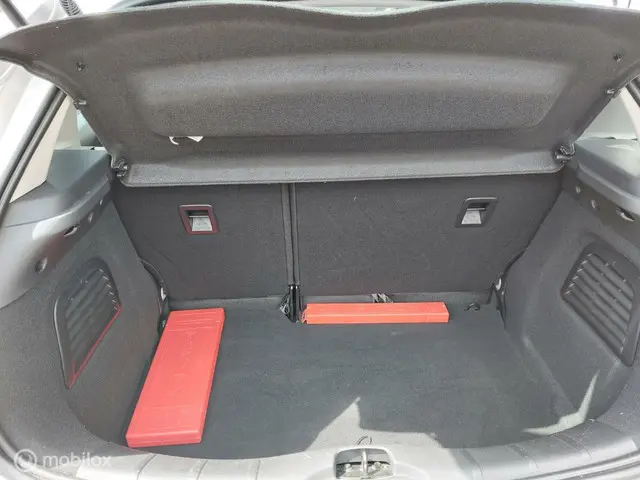 Citroën C3 1.2 PureTech Exclusive 2016 Benzine 9