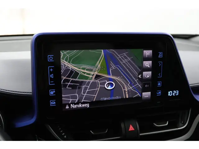 Toyota C-HR 1.2 Bi-Tone 2017 Benzine 27