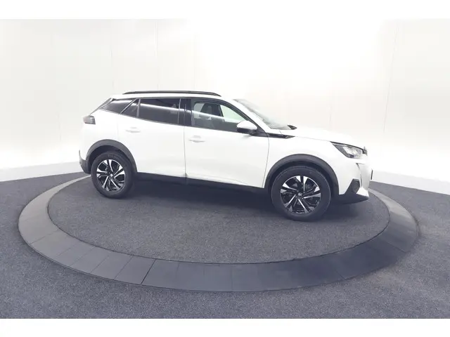Peugeot 2008 PureTech 130 Allure 2020 Benzine 8