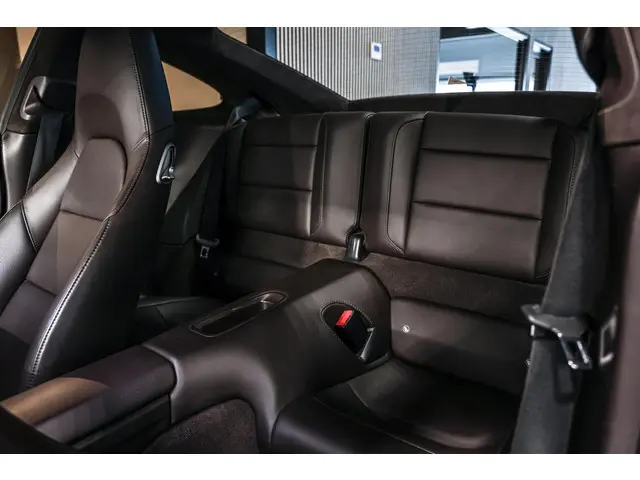 Porsche 911 3.8 Turbo Approved t/m 05-06-2027 2013 Benzine 10