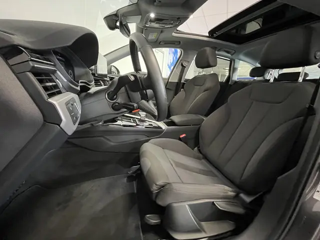 Audi A4 Avant 35 TFSI Launch edition 2020 Benzine 13