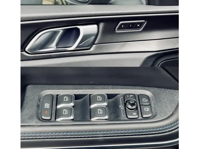 Lynk & Co 01 1.5 Pano/Navi/Camera 2023 Hybride Benzine 18