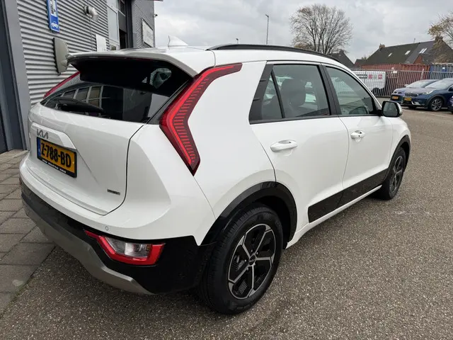 Kia Niro 1.6 GDi PHEV DynamicLine 2024 Hybride Benzine 7