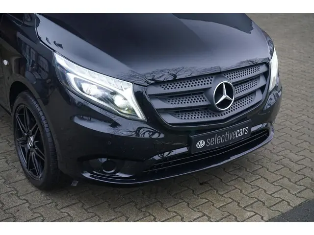 Mercedes-Benz Vito 119 CDI 4x4, Lang, 2021 Diesel 26