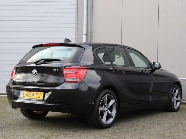 BMW 1 Serie 116i Business navi LM 4-deurs 2015 Benzine 7
