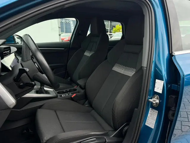 Audi A3 Sportback 35 TFSI Business edition 2020 Benzine 4