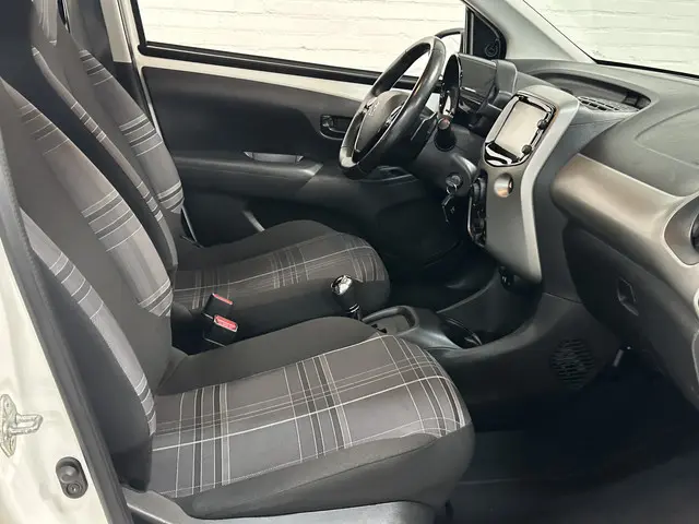 Peugeot 108 1.0 e-VTi Active 2018 Benzine 21