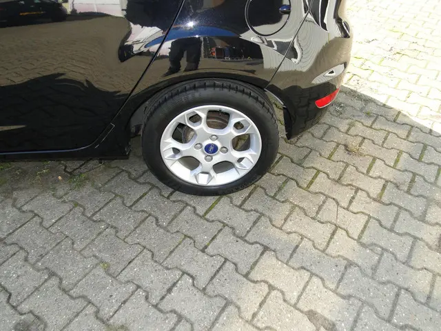 Ford Fiesta 1.25 Titanium 2012 Benzine 6