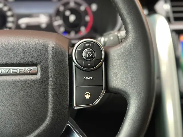 Land Rover Discovery 3.0 Td6 HSE Luxury 2019 Diesel 17