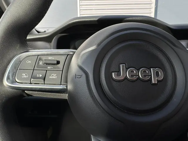 Jeep Avenger 1.2 Altitude 2024 Benzine 22