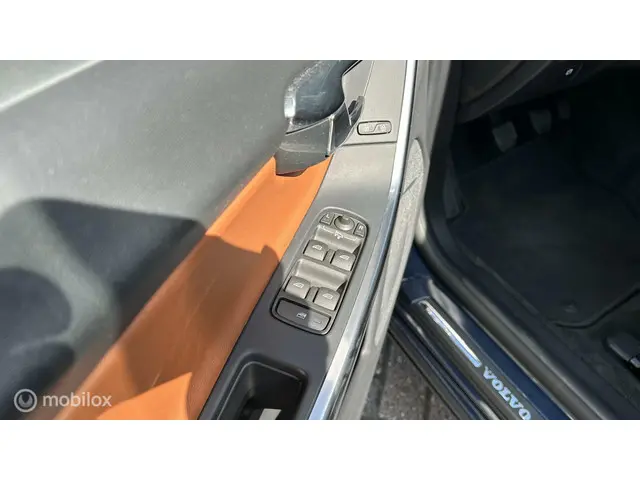 Volvo S60 1.6 T3 Summum 2015 Benzine 4