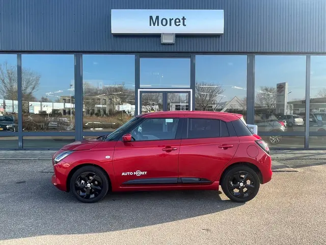 Suzuki Swift 1.2 Select Smart Hybrid 2025 Benzine 2