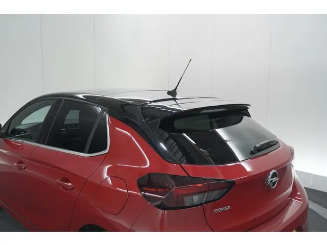 Opel Corsa 1.2 Turbo 100 Ultimate 2023 Benzine 25
