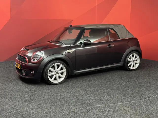 MINI Cooper S Cabrio Mini 1.6 Chili 2013 Benzine 17