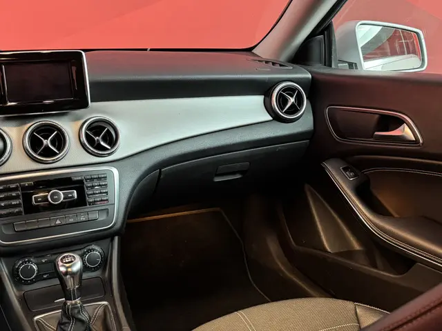 Mercedes-Benz CLA 180 CDI Ambition 2014 Diesel 41