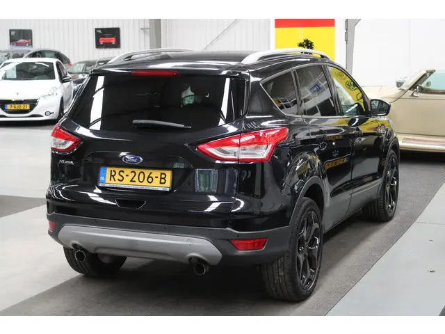 Ford Kuga 1.6 Titanium 2013 Benzine 4